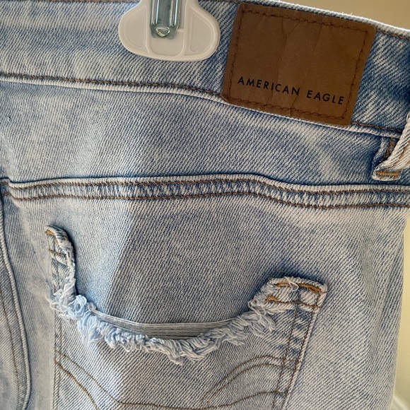 mom jeans, american eagle - Picture 4 of 5